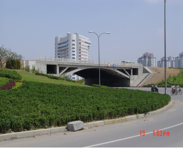 长 城 路